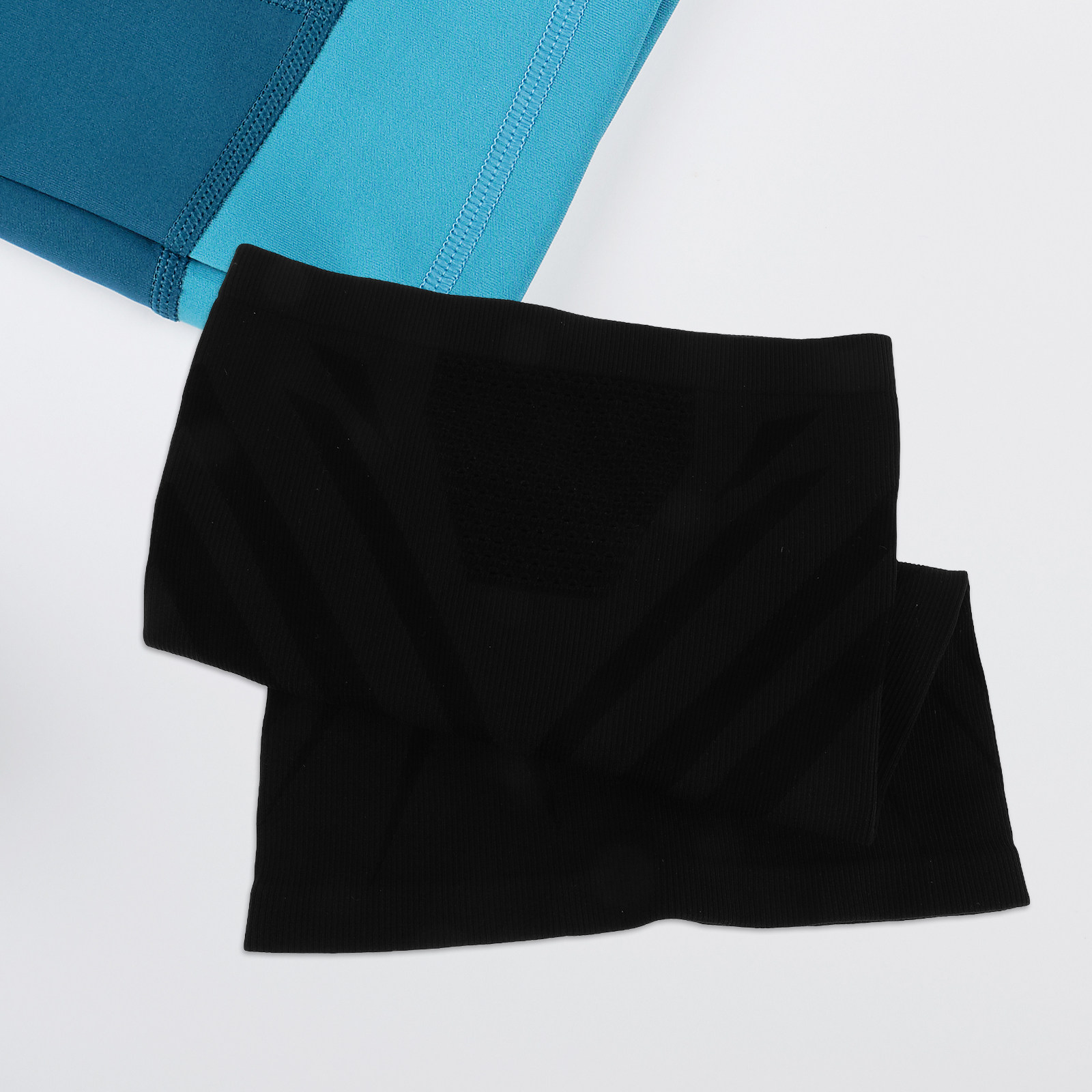 Oddychająca zimowa osłona na s – Running Gear Cold Weather recenzja i cena